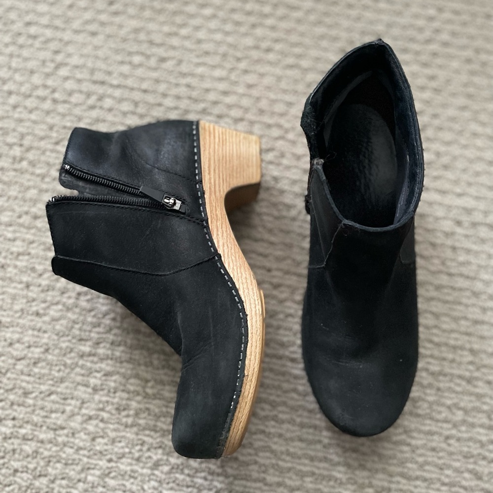 Black Dansko Maria Boots - size 39